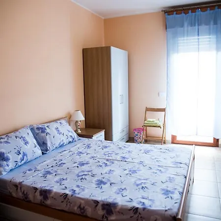 Bed and Breakfast Da Andrew Domus De Maria